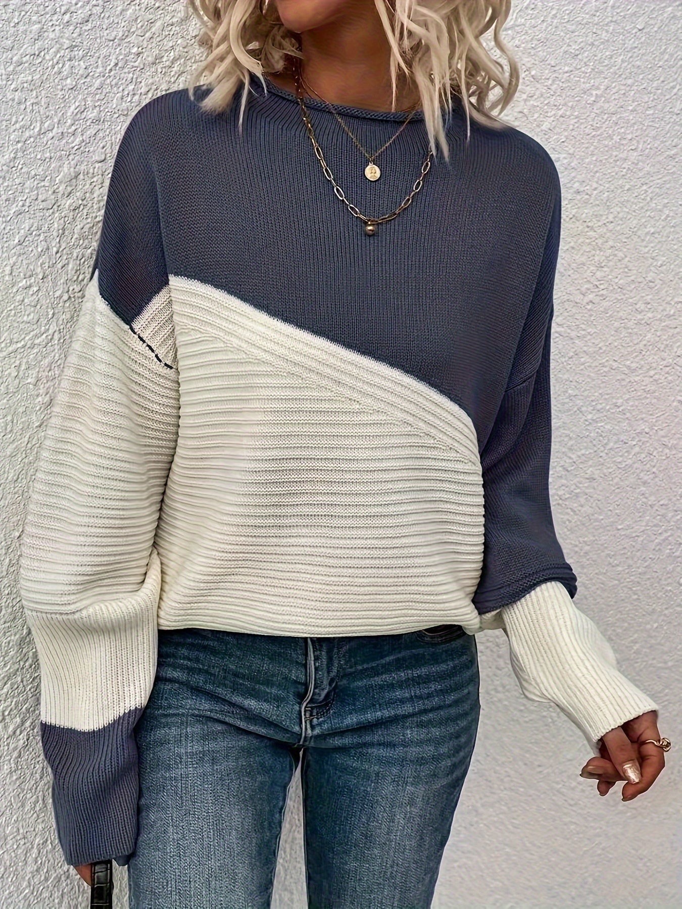 Talia | Chic Two-Tone Drop-Shoulder Style Pullover