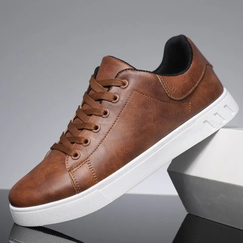 Miles | Classic Low-Top Sneakers